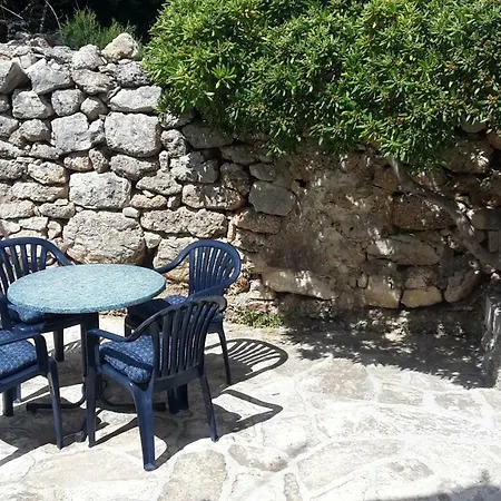 Cukarin Vacation House Сasa de vacaciones