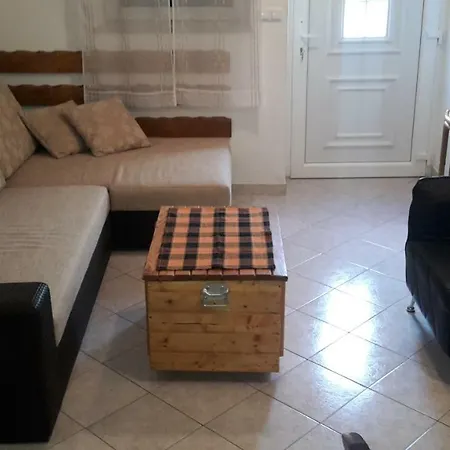 Cukarin Vacation House Bol